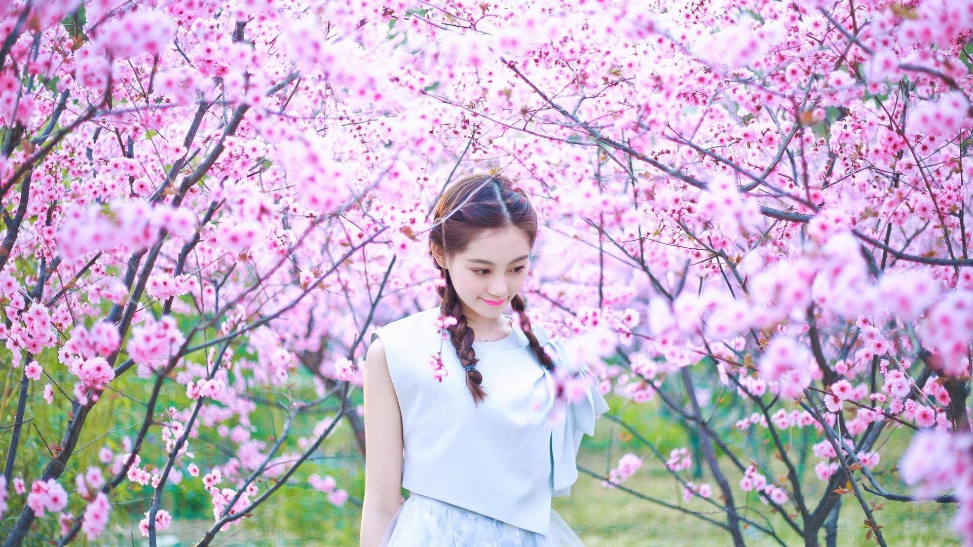 中国女篮赛场表现稳健自信,中国女篮的比赛实况